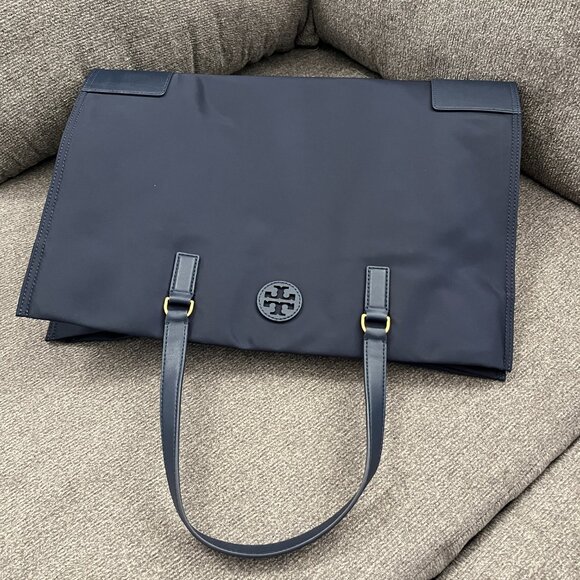 NWT TORY BURCH 136144 ELLA NYLON TOTE NAVY BLUE LARGE SHOULDER BAG - Picture 6 of 7